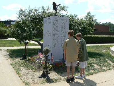 RED BANK VETERANS MEMORIAL
