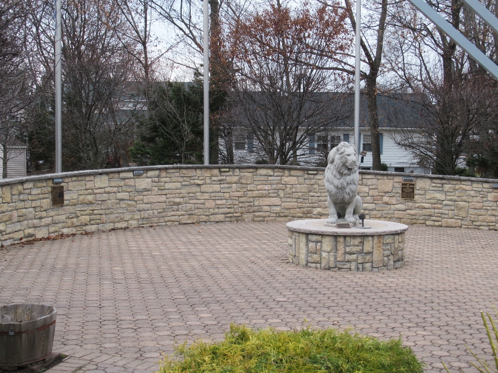 THE BLAUVELT LIONS MEMORIAL