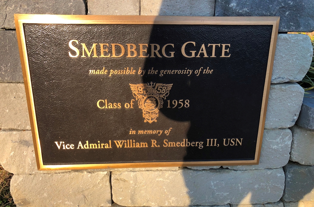 SMEDBERG GATE MEMORIAL PLAQUE B