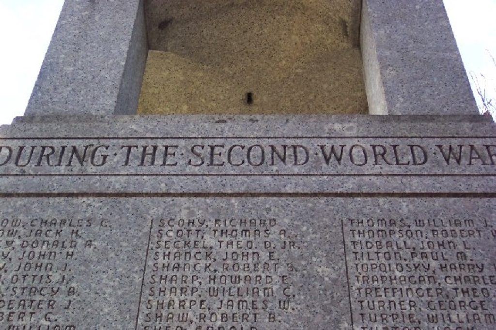 BEXLEY WORLD WAR II MEMORIAL SIDE D