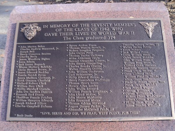 CLASS OF 1942 WORLD WAR II MEMORIAL PLAQUE