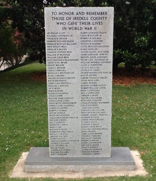 IREDELL COUNTY WORLD WAR II MEMORIAL FRONT