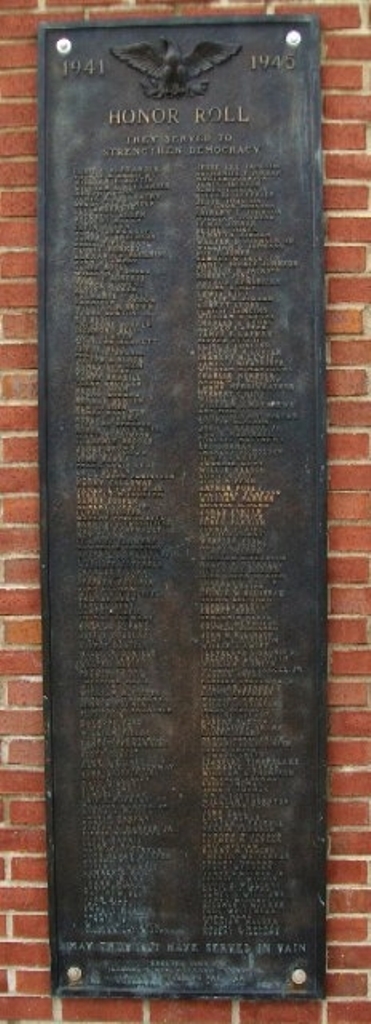 LAUREL-LINCOLN WORLD WAR II MEMORIAL PLAQUE