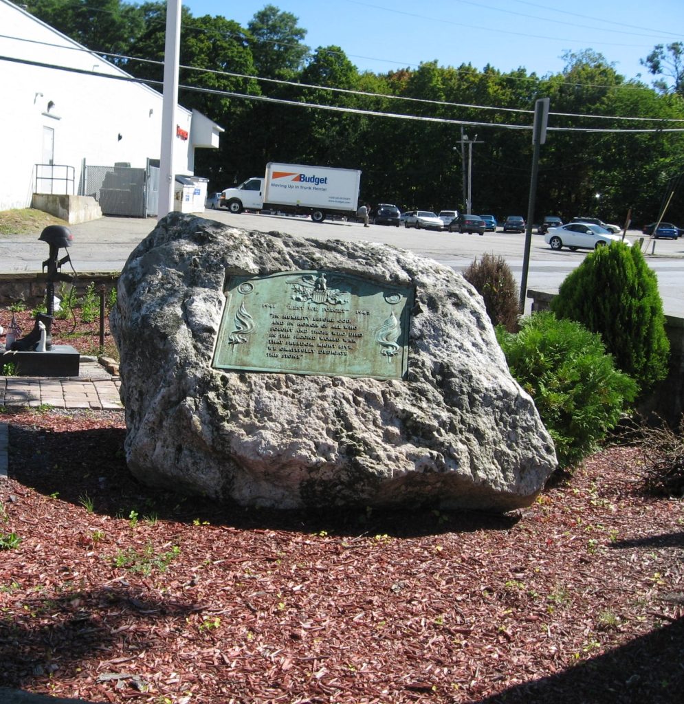 MAHOPAC “LEST WE FORGET” WORLD WAR II MEMORIAL