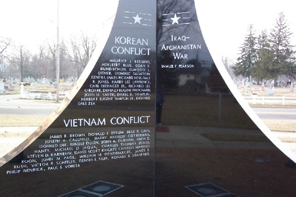 PIQUA VETERANS MEMORIAL SIDE B