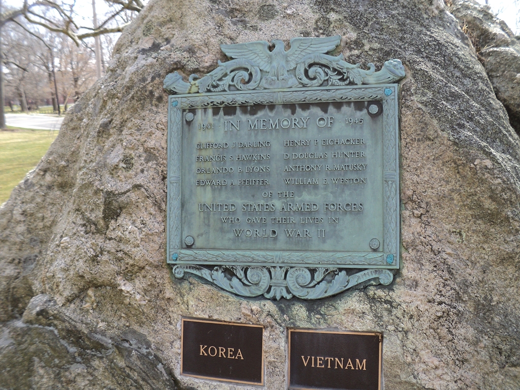 SETAUKET WORLD WAR II MEMORIAL PLAQUE