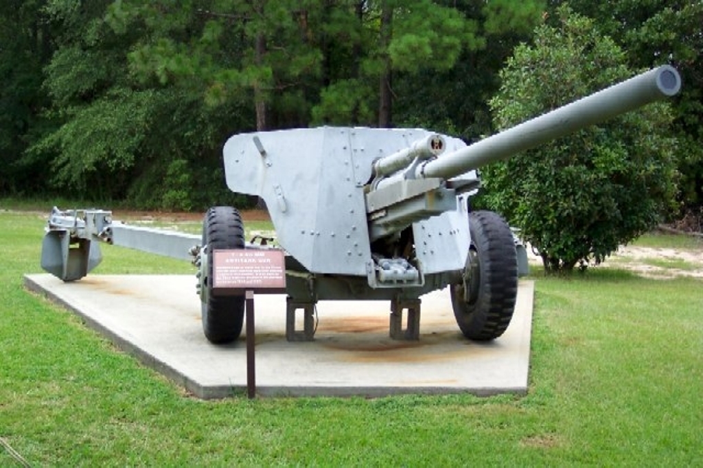 T-8 90 MM ANTITANK GUN MEMORIAL