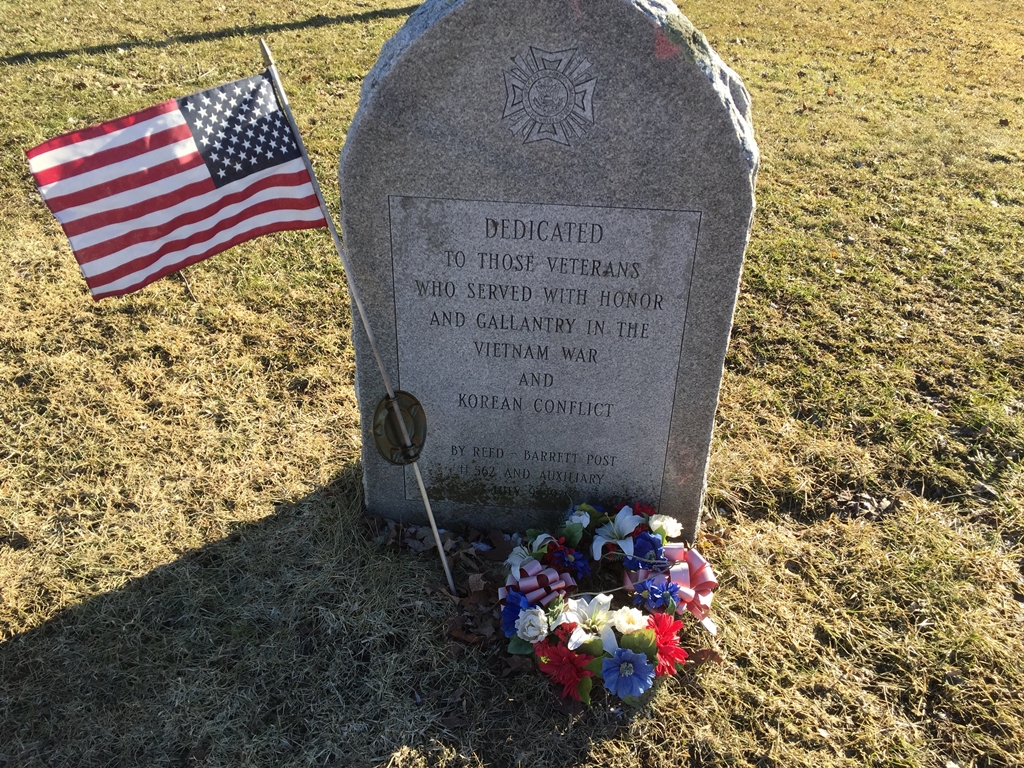 TOWN OF GLEN VIETNAM WAR AND KOREAN CONFLICT MEMORIAL