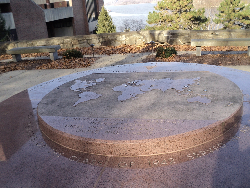 WEST POINT 50TH ANNIVERSARY OF WORLD WAR II MEMORIAL