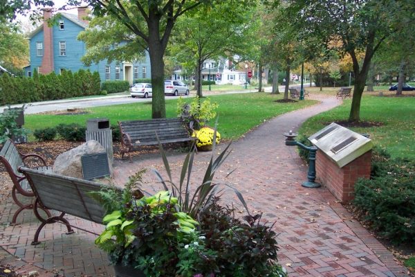 WORTHINGTON VETERANS FOUNTAIN MEMORIAL