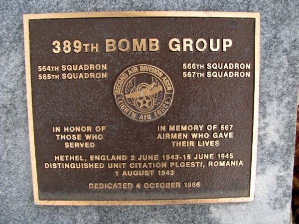389TH BOMB GROUP WAR MEMORIAL PLAQUE
