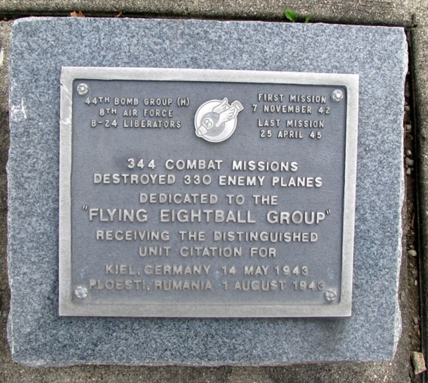 44TH BOMB GROUP (H) WAR MEMORIAL PLAQUE