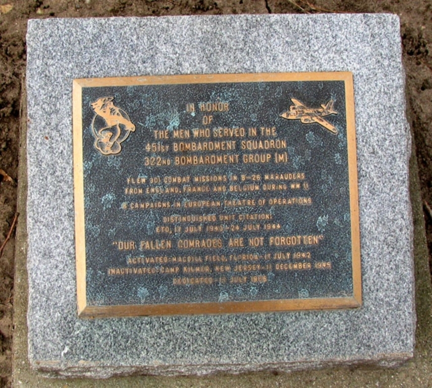451ST BOMBARDMENT SQUADRON WAR MEMORIAL PLAQUE