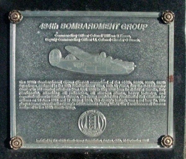 484TH BOMBARDMENT GROUP WAR MEMORIAL PLAQUE