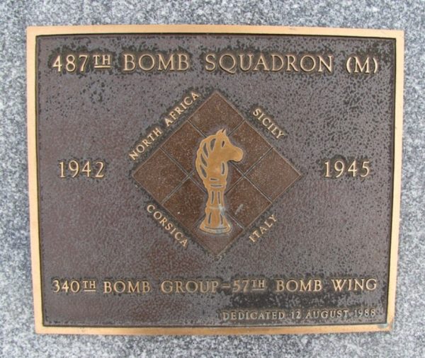 487TH BOMB SQUADRON (M) WAR MEMORIAL PLAQUE