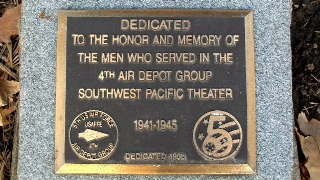 4TH AIR DEPOT GROUP WAR MEMORIAL PLAQUE