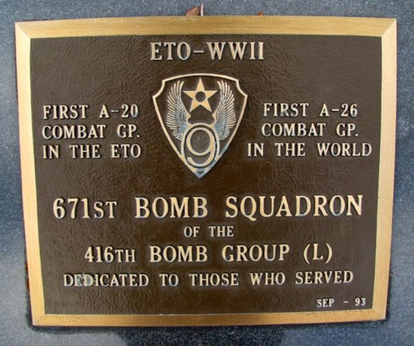 671ST BOMB SQUADRON WAR MEMORIAL PLAQUE