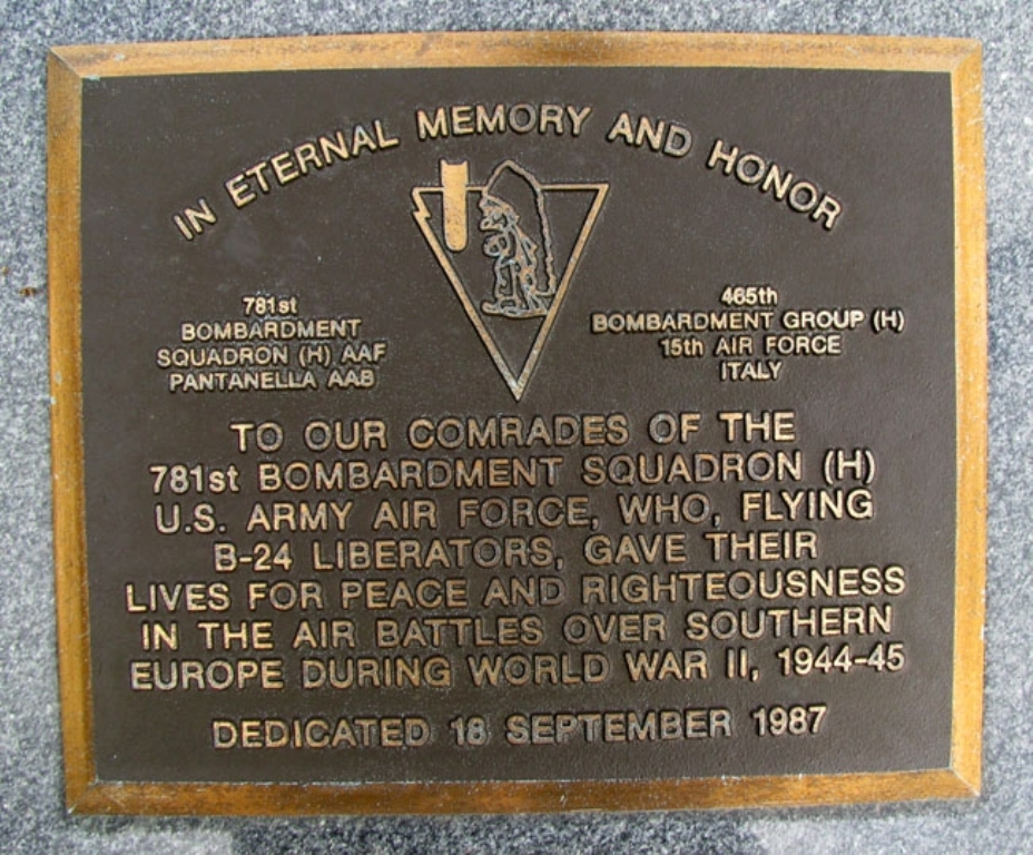781ST BOMBARDMENT SQUADRON (H) WAR MEMORIAL PLAQUE