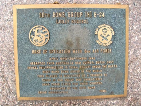 90TH BOMB GROUP (H) B-24 WAR MEMORIAL PLAQUE