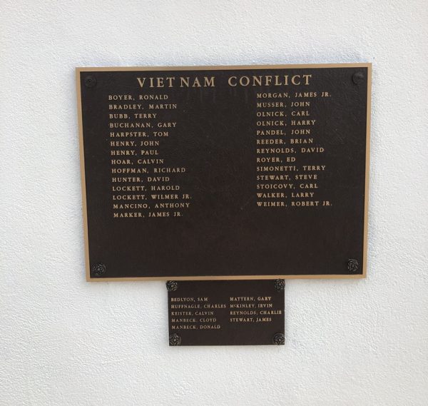 BURNHAM WAR VETERANS MEMORIAL PLAQUE C