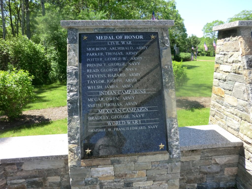 RHODE ISLAND MEDAL OF HONOR MEMORIAL PLAQUE B