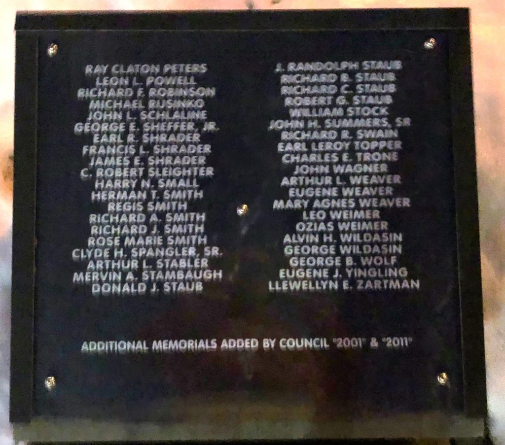 WORLD WAR II VETERANS OF NEW OXFORD MEMORIAL PLAQUE B