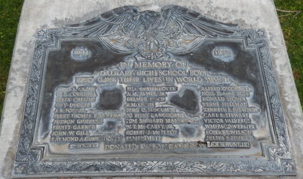 DALHART HIGH SCHOOL BOYS ULTIMATE SACRIFICE MEMORIAL PLAQUE