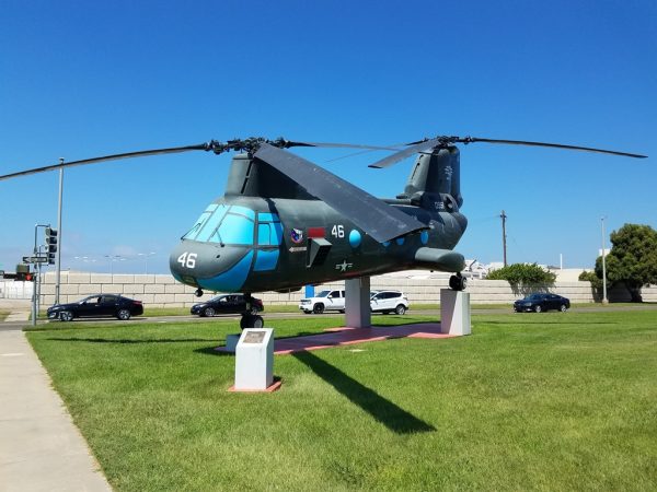 H-46 40 YEARS OF SERVICE WAR MEMORIAL