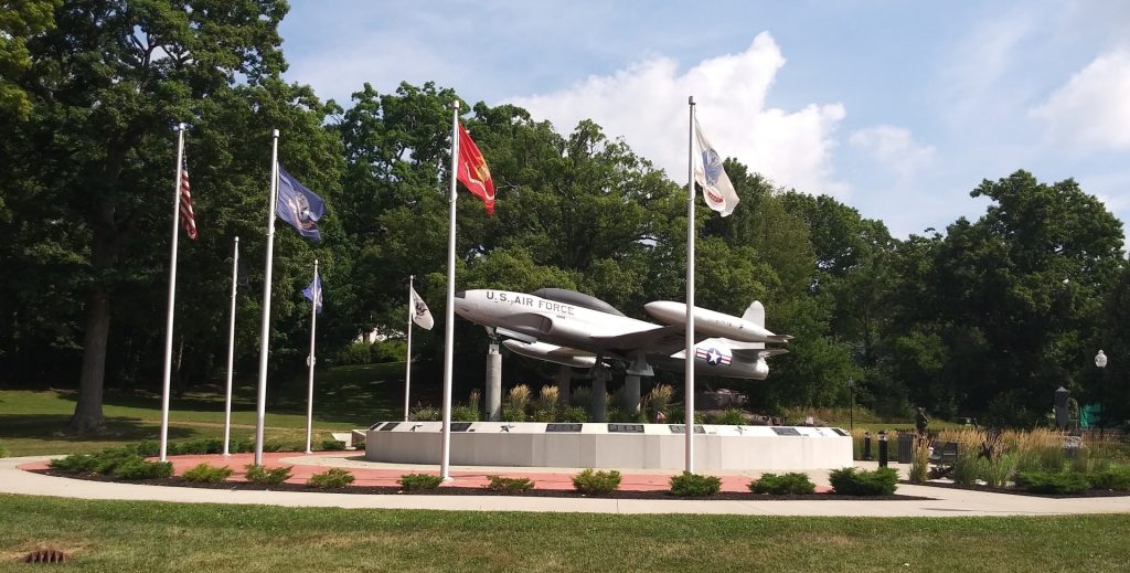 HUNTINGTON VETERAN’S MEMORIAL PLAQUE