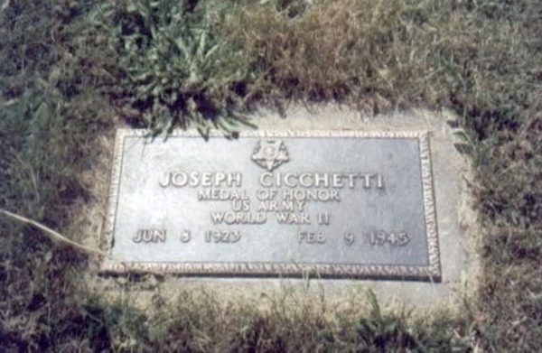 JOSEPH CICCHETTI MEDAL OF HONOR WAR MEMORIAL GRAVE STONE