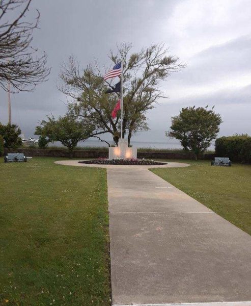 LAVALLETTE WORLD WAR I AND WORLD WAR II MEMORIAL NIGHT-TIME