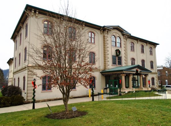 THE FREEDOM TREE TUNKHANNOCK MEMORIAL