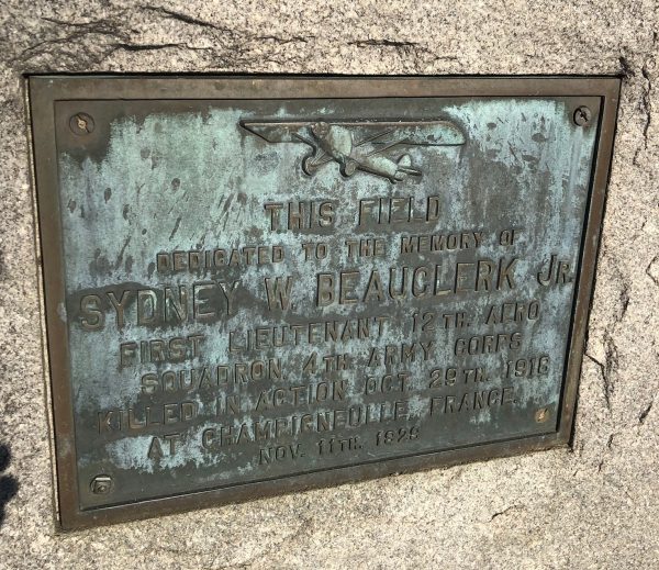 THIS FIELD WAR MEMORIAL PLAQUE