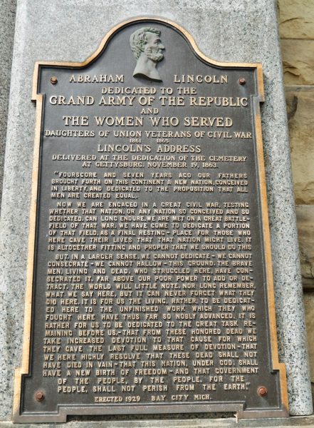 ABRAHAM LINCOLN DEDICATED TO MEMORIAL PLAQUE