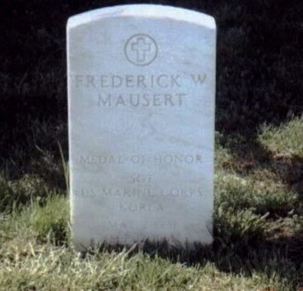 FREDERICK W MAUSERT MEDAL OF HONOR WAR MEMORIAL GRAVE STONE
