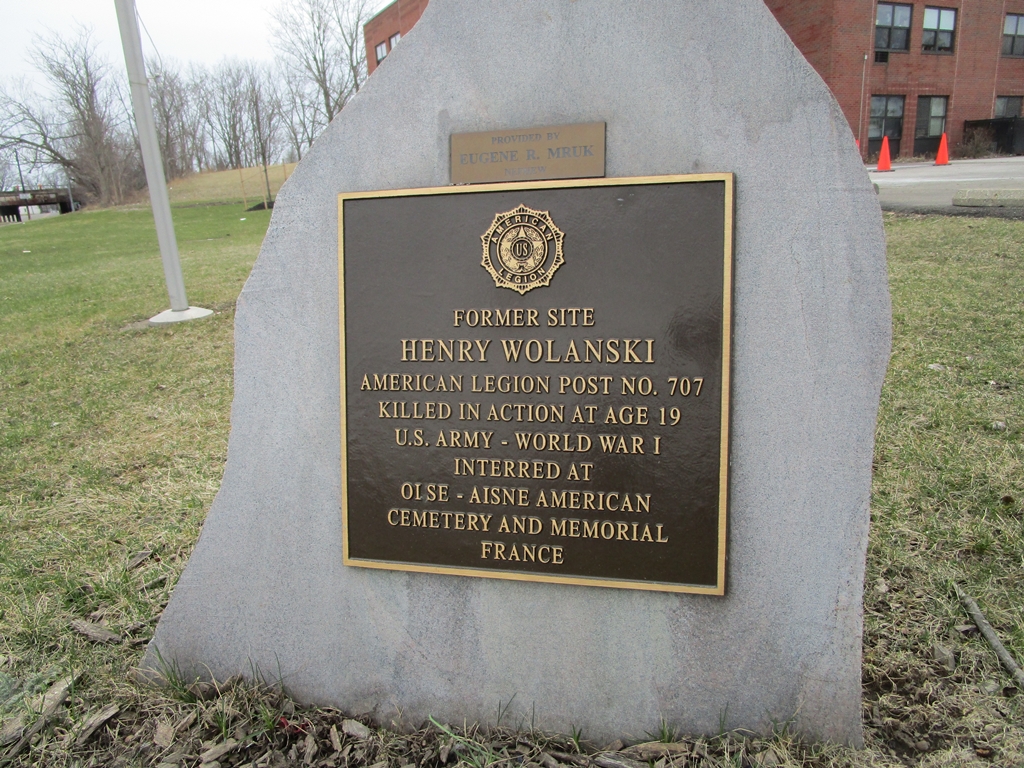 HENRY WOLANSKI WAR MEMORIAL PLAQUE