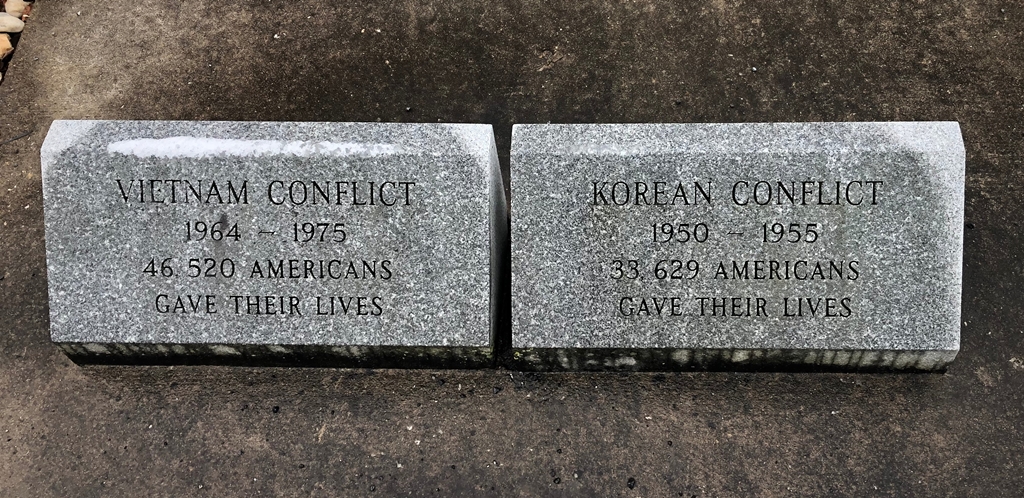 IN HONOR OF ALL VETERANS MEMORIAL STONES B