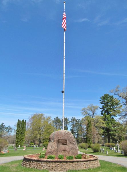 MOSINEE CEMETERY IN  MEMORIAM MEMORIAL
