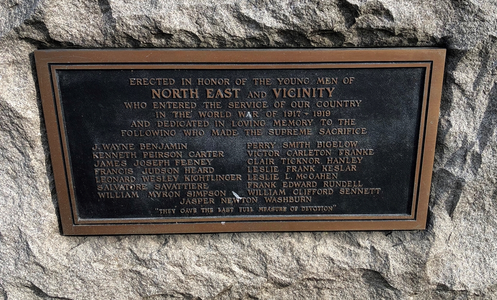 NORTH EAST AND VICINITY WORLD WAR MEMORIAL PLAQUE