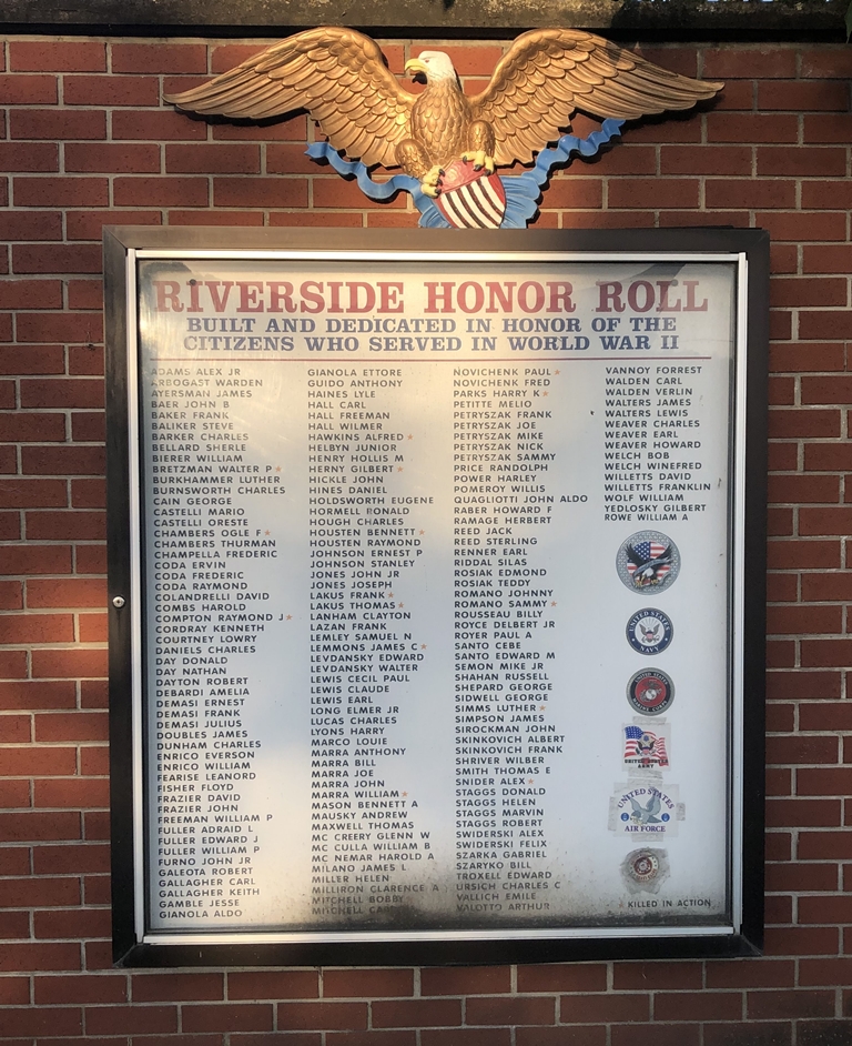 RIVERSIDE HONOR ROLL WORLD WAR II MEMORIAL