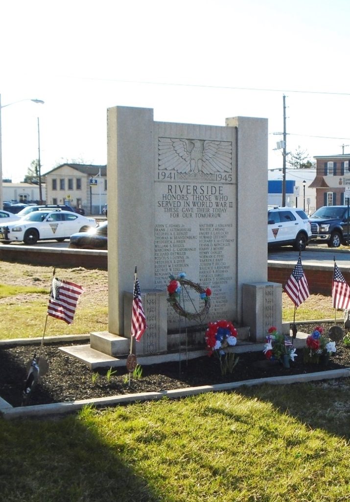 RIVERSIDE WORLD WAR II MEMORIAL