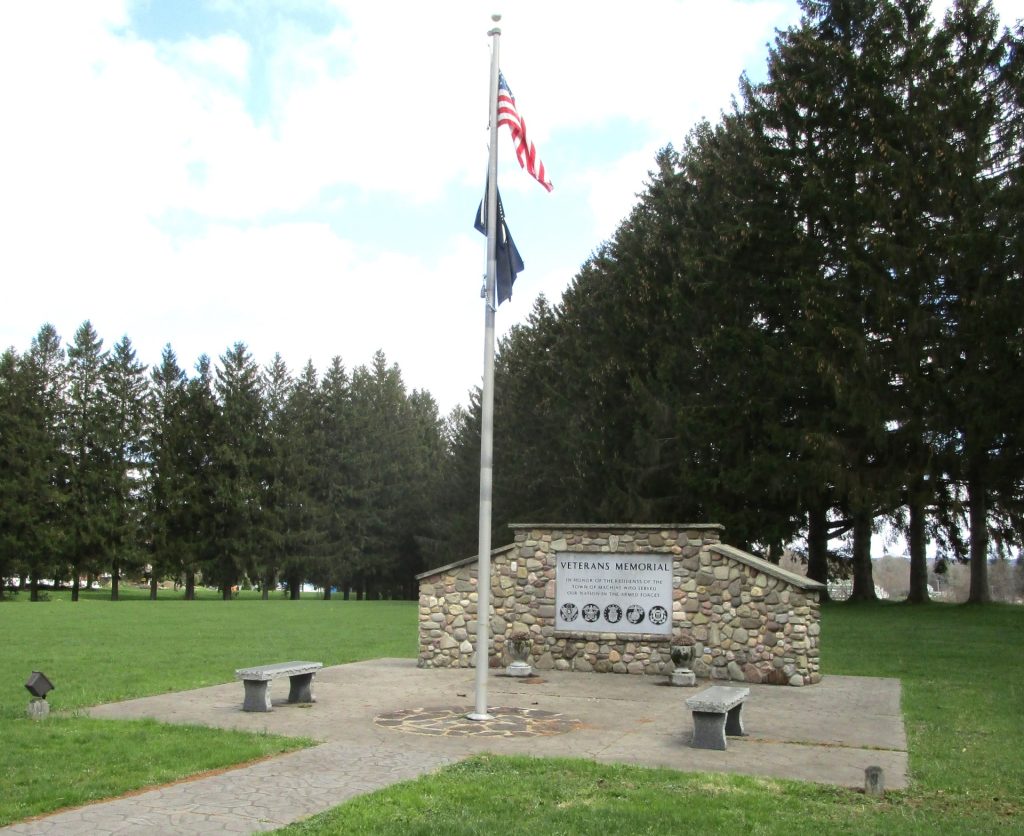 TOWN OF MACHIAS VETERANS MEMORIAL