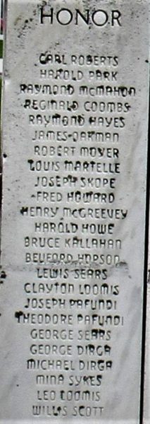 WELLS WORLD WAR II MEMORIAL HONOR ROLL STONE A