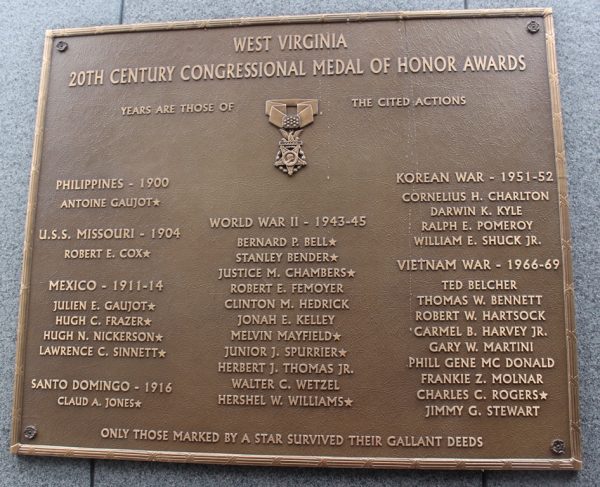 WEST VIRGINIA 20TH CENTURY CONGRESSIONAL MEDAL OF HONOR AWARDS MEMORIAL PLAQUE