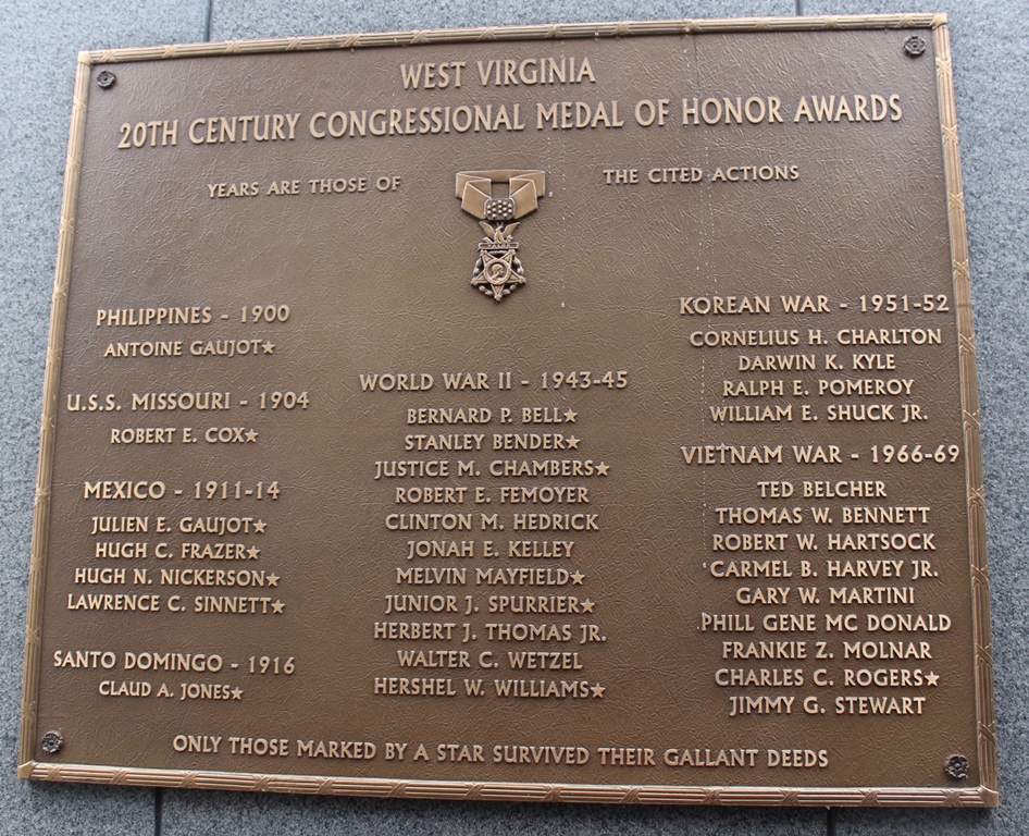 WEST VIRGINIA 20TH CENTURY CONGRESSIONAL MEDAL OF HONOR AWARDS MEMORIAL PLAQUE