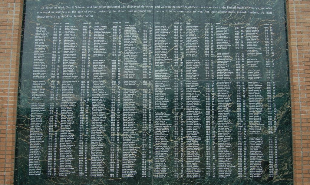 SELMAN FIELD NAVIGATOR WAR MEMORIAL PLAQUE B