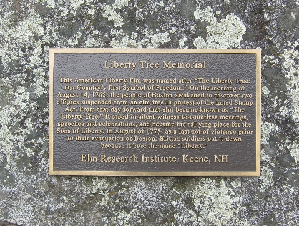 LOOMIS LIBERTY TREE MEMORIAL PLAQUE