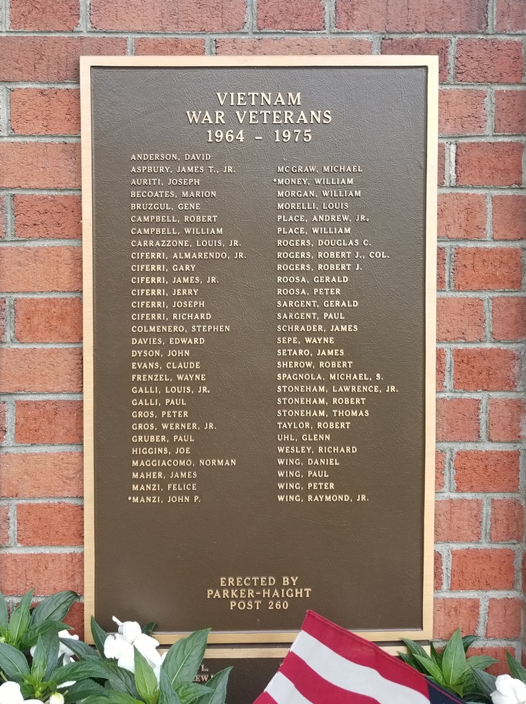 TOWN OF WASHINGTON WAR VETERANS MEMORIAL PLAQUE C