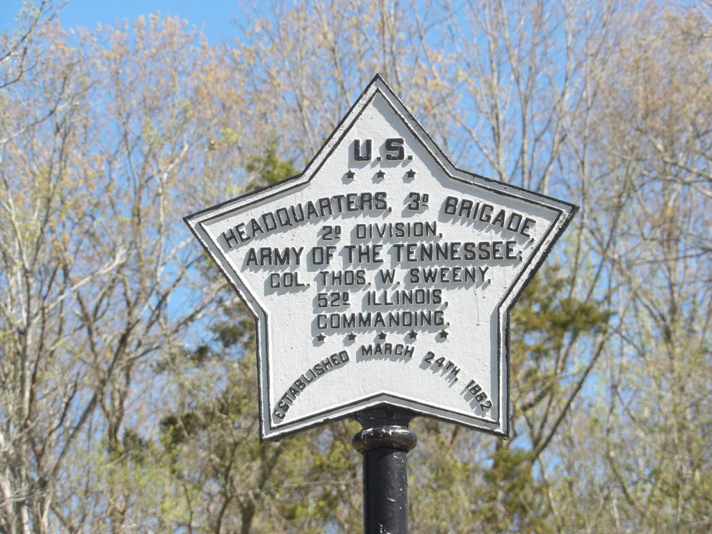 U.S. HEADQUARTERS, 3D BRIGADE, 2D DIVISION WAR MEMORIAL PLAQUE