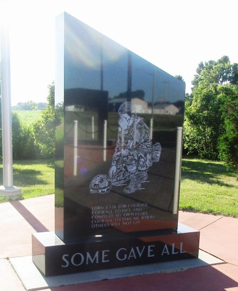 OSAKIS ARMED FORCES MEMORIAL STONE B